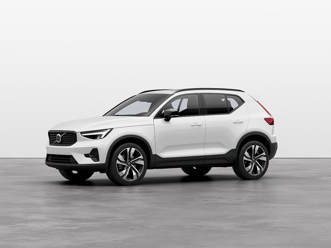 Volvo XC40 a S60